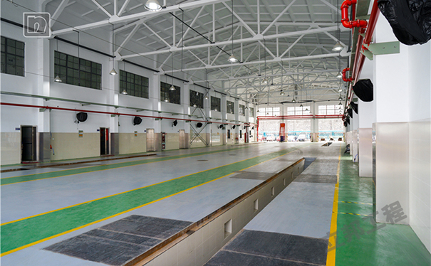 環氧地坪漆的優缺點分別是什么?