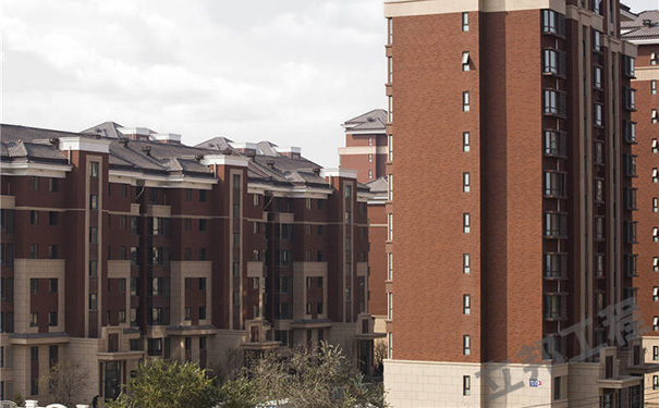 外墻質感漆包工包料多少錢一平方?