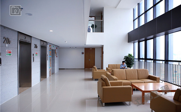 醫(yī)院內(nèi)墻用什么材料好？