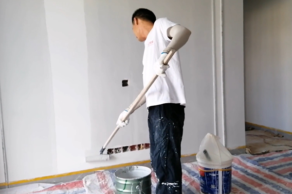 100平房子刷乳膠漆包工包料多少錢?